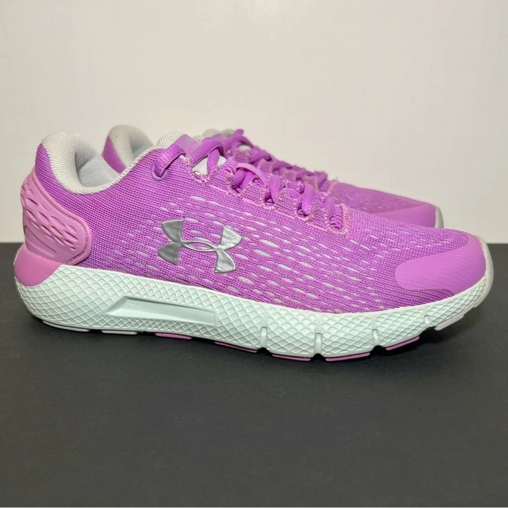 Girls UNDER ARMOUR GS Charged Rogue 2 Purple Running Shoes / Size 5.5Y
